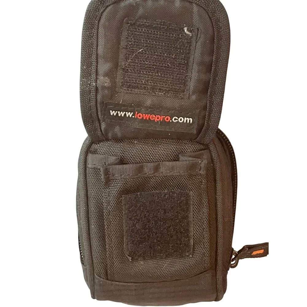 Lowepro Black Compact Camera Pouch W/ Zipper & Belt Loop Durable Travel Case 89i
